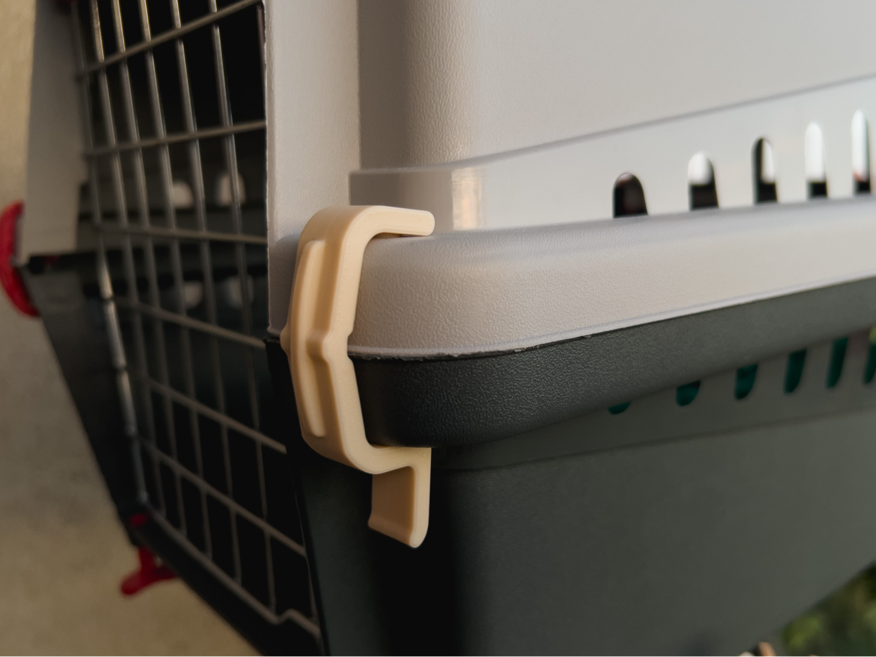 Replacement Clip for Pet Carrier (Generic)