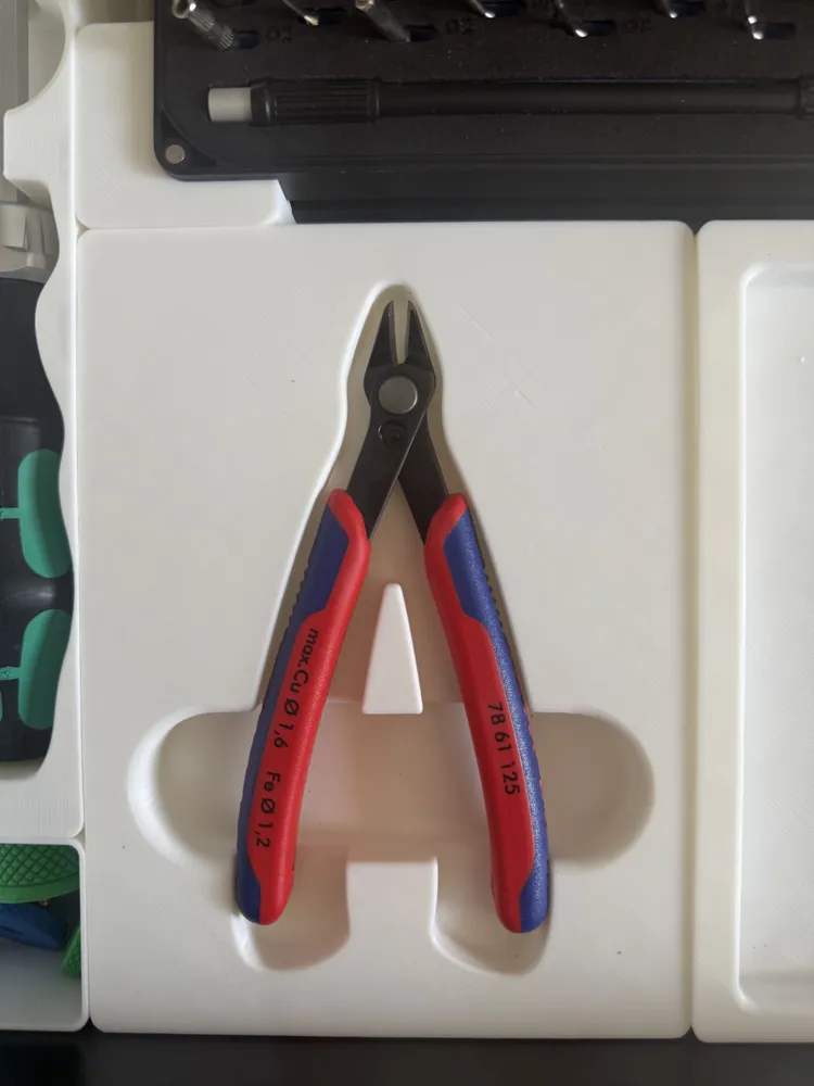 gridfinity knipex 78 61 125 side Cutter by user_3368695733MakerWorld ...