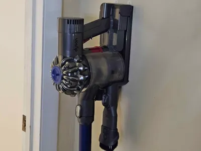 Command Strip mount for Dyson V6 Wall Charger