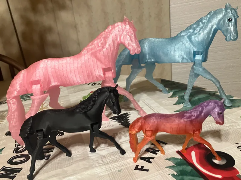 Trotting Horse Articulated Print in Place Delilah