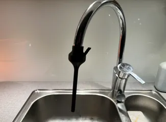 Vacuum ejector / pump. 98% vacuum. Print in place.