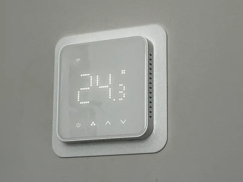 Meross smart thermostat frame