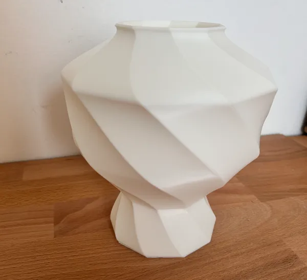 https://makerworld.bblmw.com/makerworld/model/USd1719b572cab1b/design/2024-12-16_4cd5294761663.jpg