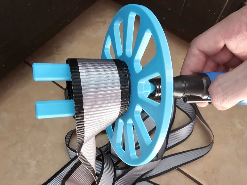 Guided ratchet strap winder 1/4 inch shank