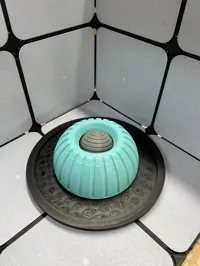 Larger Model, printable ball, grippy base, no supports