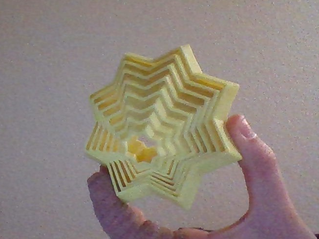 Bigger and better star fidget (8 rings)