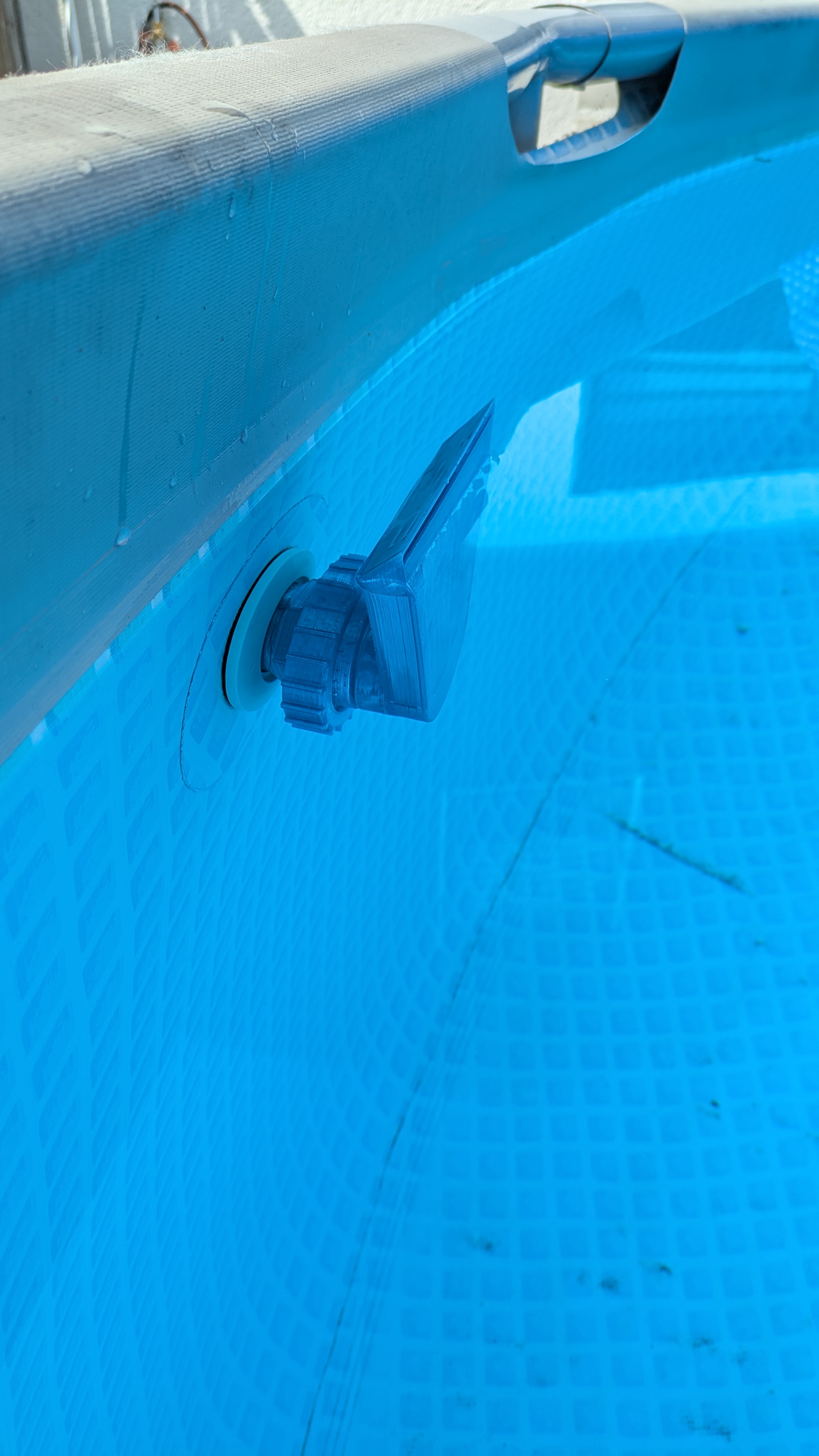 Miniatura 7 do modelo 3D Intex pool fountain direct mounting (no supports)