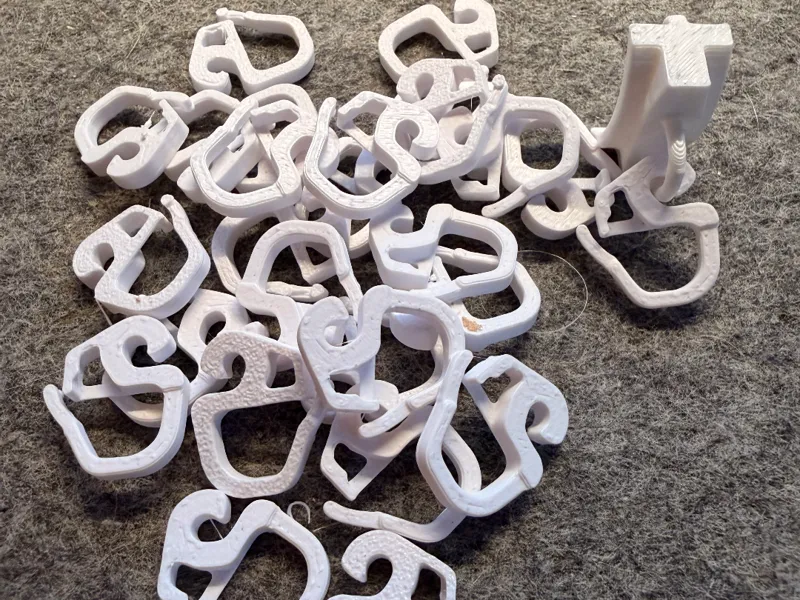 IKEA VIDGA curtain gliders and hooks