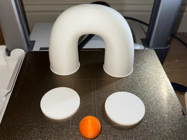 Jouet de jonglage tube et balle