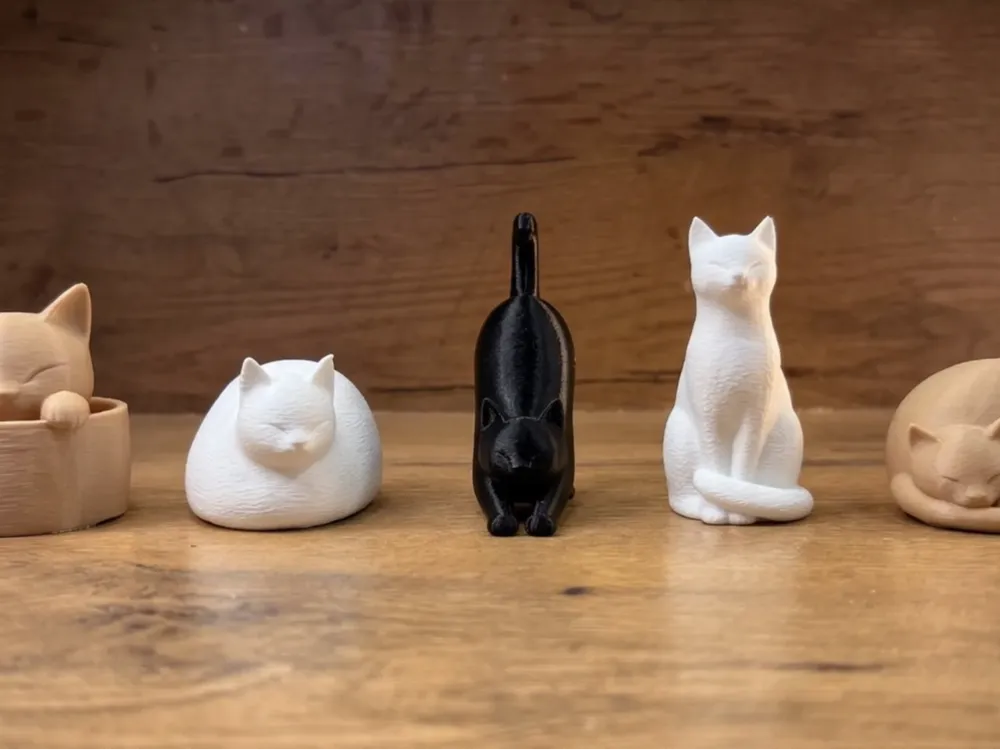 Figura decorativa: Cute Cat Miniatures Set – 5. Referencia del modelo original.