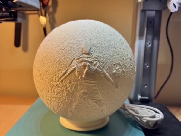 https://makerworld.bblmw.com/makerworld/model/USd18d72c0ba545b/design/2025-12-13_0b7e8b2ebdcf98.jpg