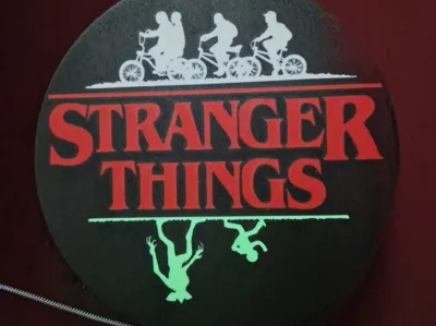 Stranger Things fluorescent light box