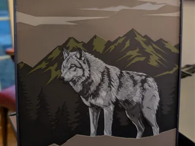Gray Mountain Wolf Hueforge