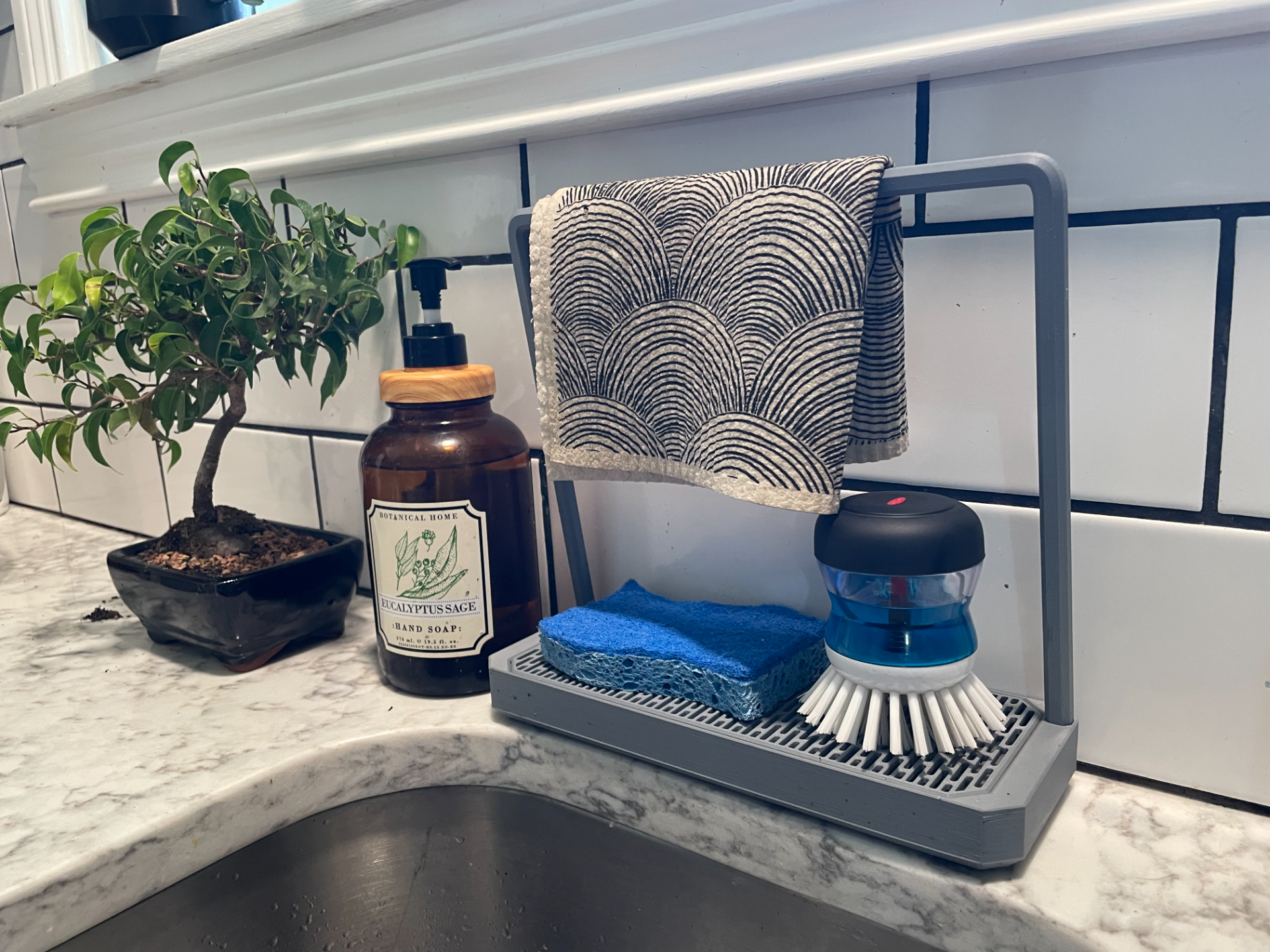 Sponge Drip Tray with Towel/Cloth Rack