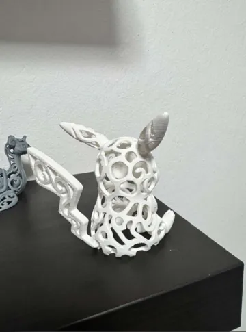 Letrero o emblema decorativo: Ornamental Filigree Pikachu — vista de referencia 3