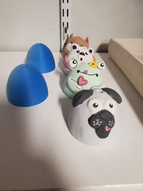 Base cône pour poterie