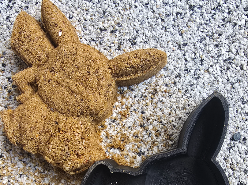 Pikatchu sand form mold