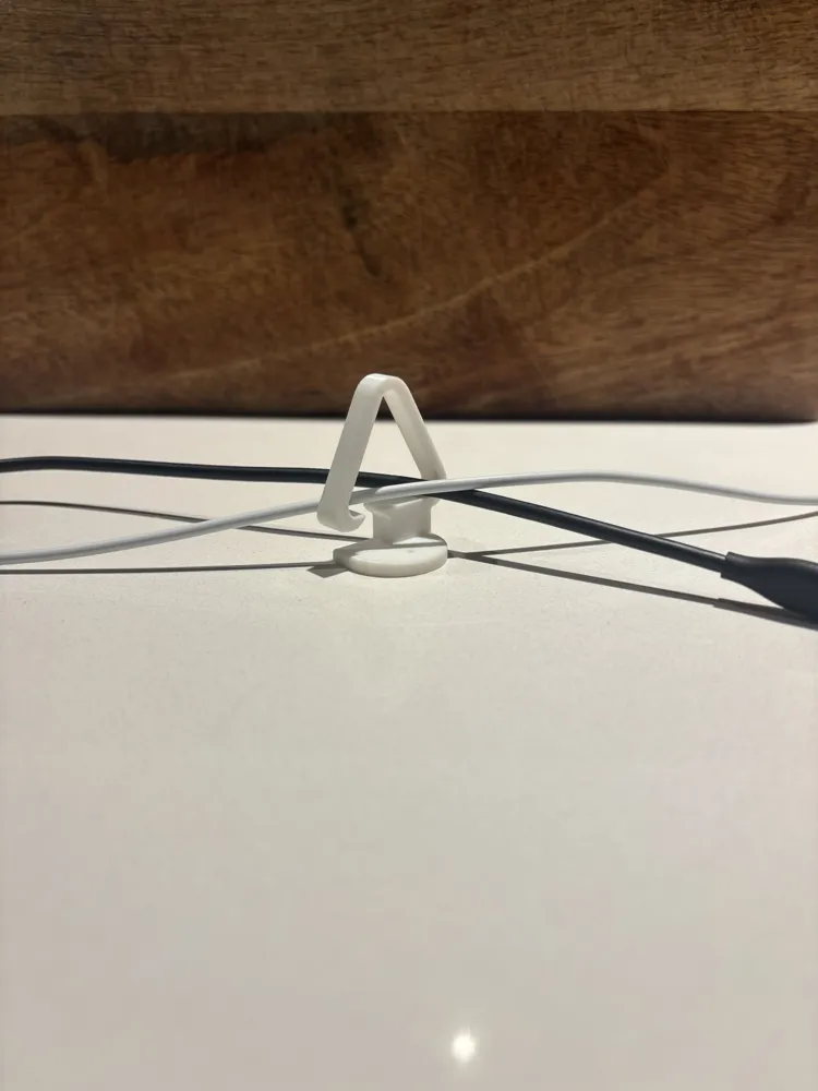 Bulk Cable Clip Triangle - Free 3D Print Model - MakerWorld