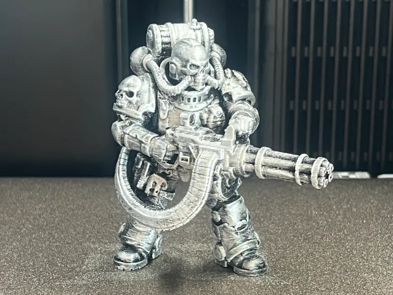 Space Marine Machine Gunner