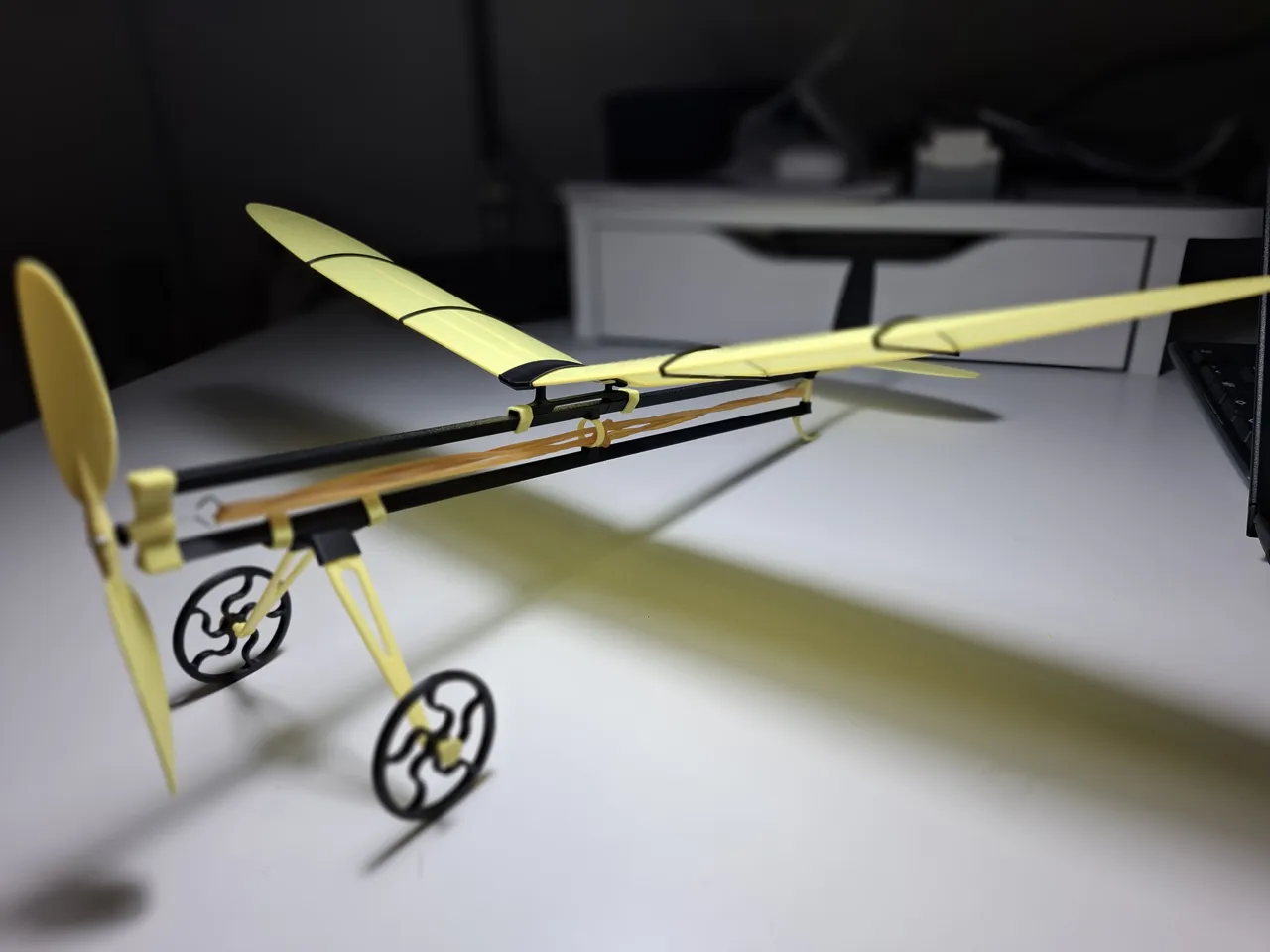 Wind-up aircraft "Wespe" view 3