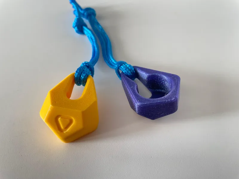 Mono Rack - Keychain Hangboard