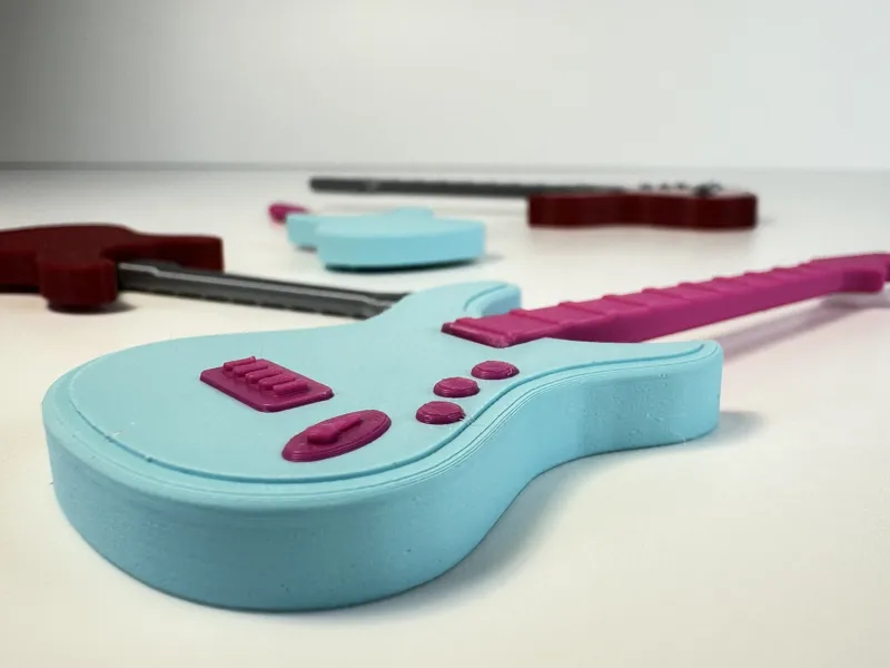 MINI ELECTRIC GUITAR