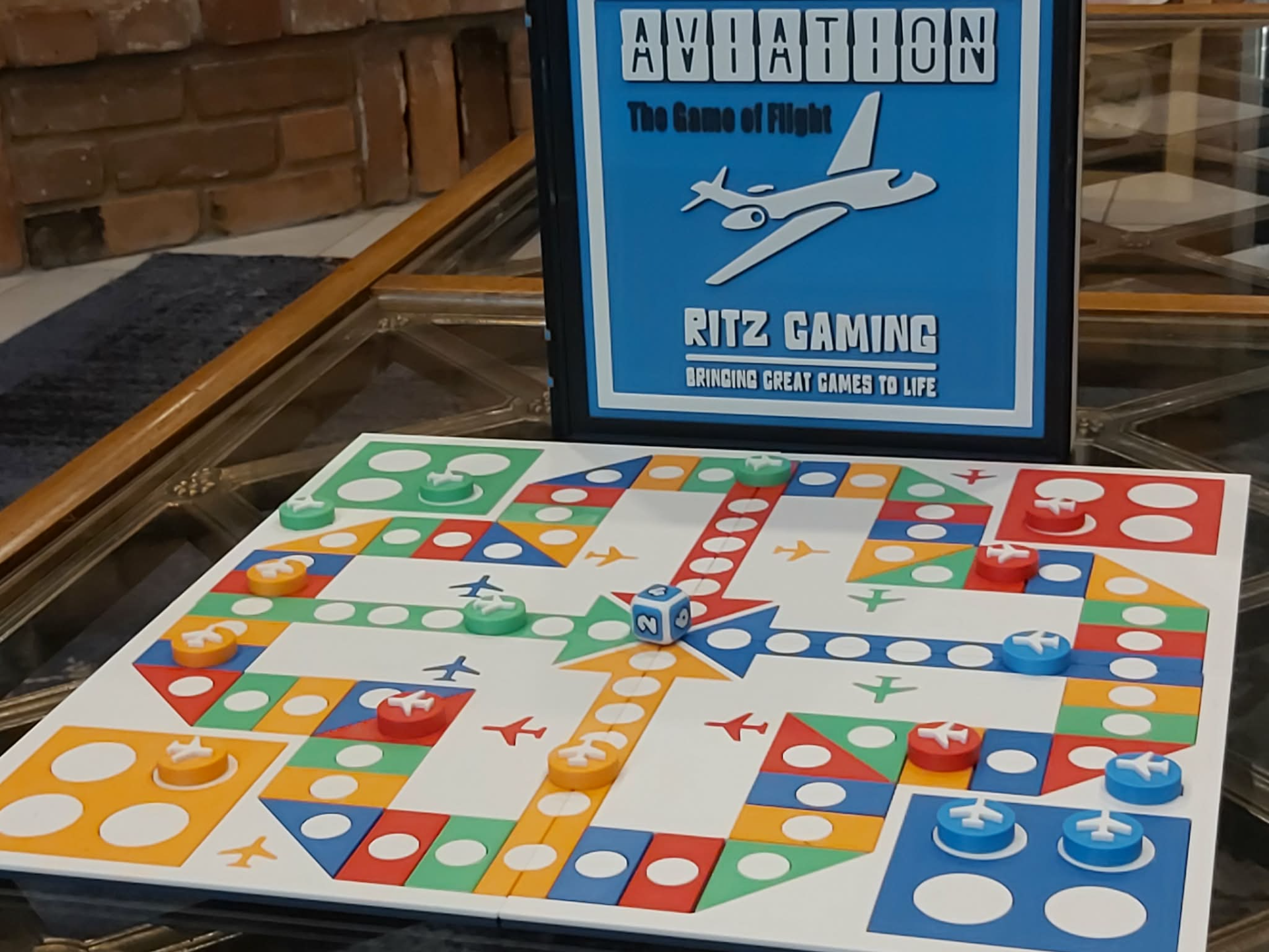 AVAIATION Board Game - Bookcase Edition - 1