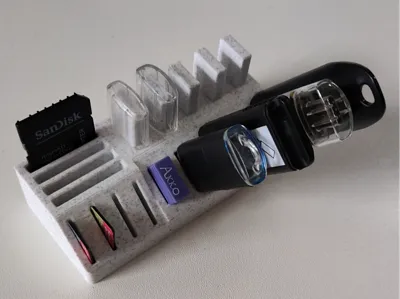 USB-Stick Holder v2 | cap holders on top