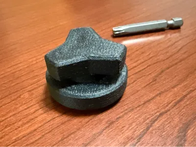 Ryobi Triangle Connector Adapter to 1/4 hex (male)