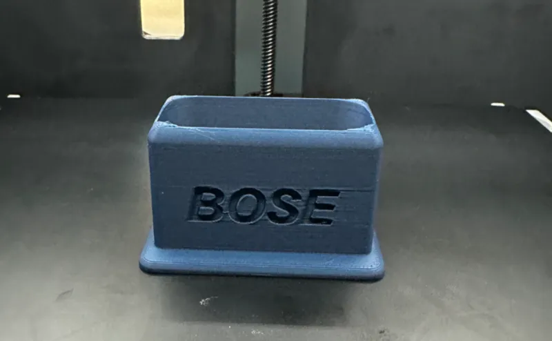 Bose wireless headphones holder
