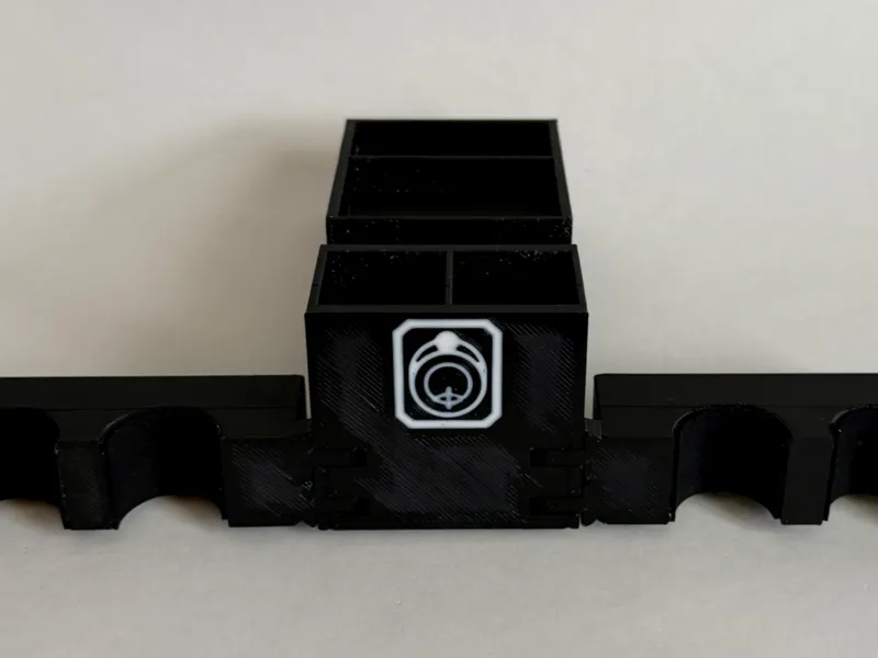 Folding Cue Claw for Pool Cue Sticks (PiP)