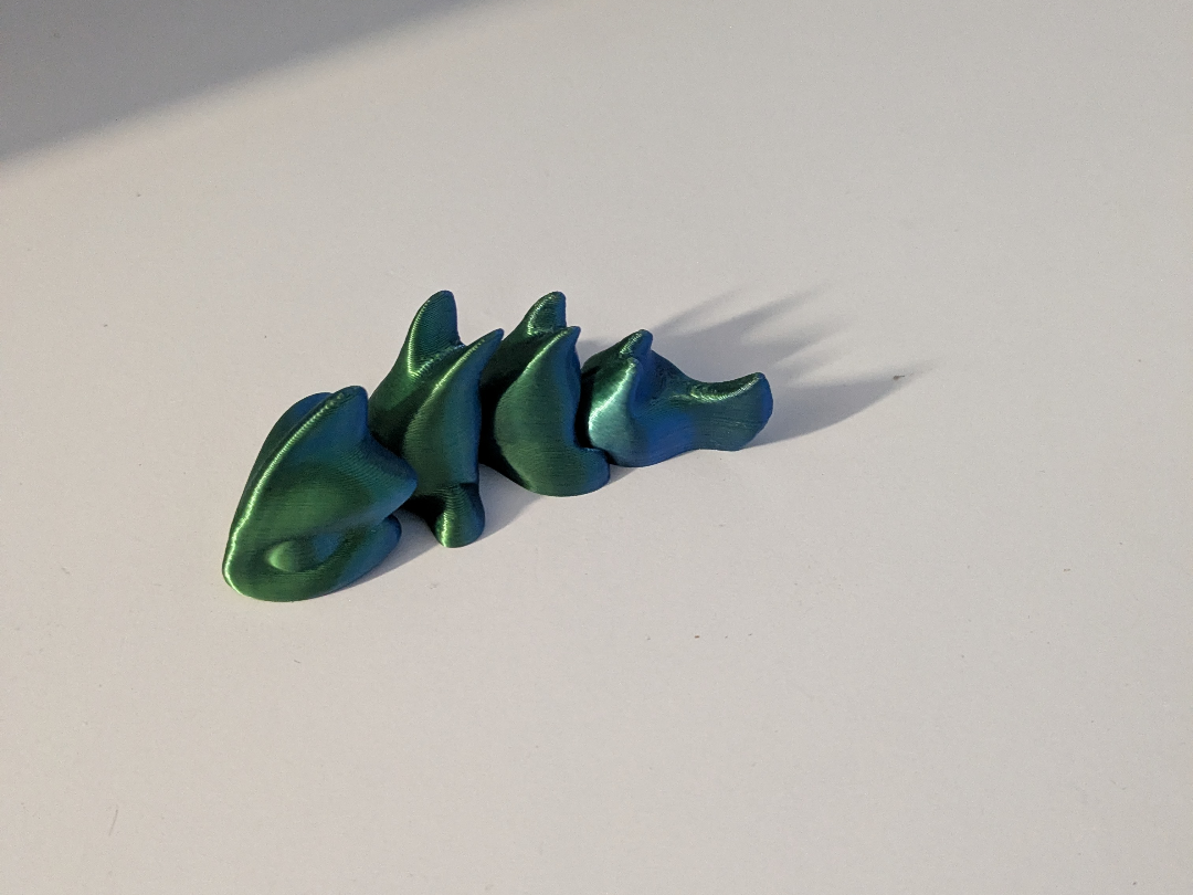 Fidget Dragon Small - 1