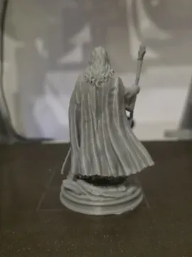 Figura decorativa: Gandalf the Grey – Wizard of Middle-earth — vista de referencia 4