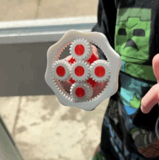 https://makerworld.bblmw.com/makerworld/model/USd1ed8dd8ea8c1a/design/b898f442795aee71.gif
