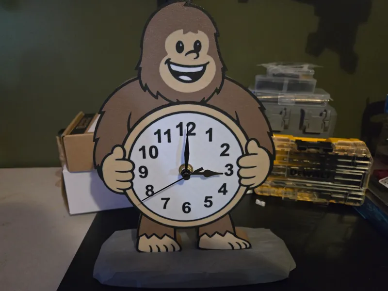 Cartoon Bigfoot Clock (Kit 011)