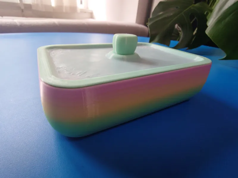 4段蓋付き収納ボックス