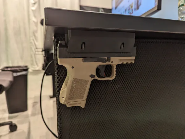 https://makerworld.bblmw.com/makerworld/model/USd20b27eed8b8fd/design/2023-12-17_51e5a8a2cf573.jpg