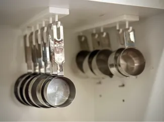 Sliding Measuring Cup Rack 