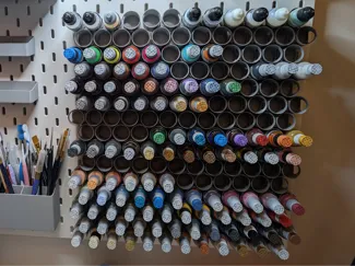 Skadis paint bottle support