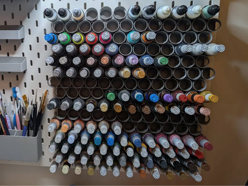 Skadis paint bottle support