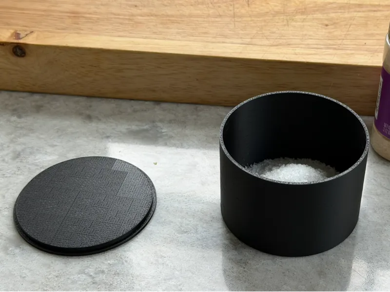 Salt Cellar (or Jewelry Box)  - Simple with lid.