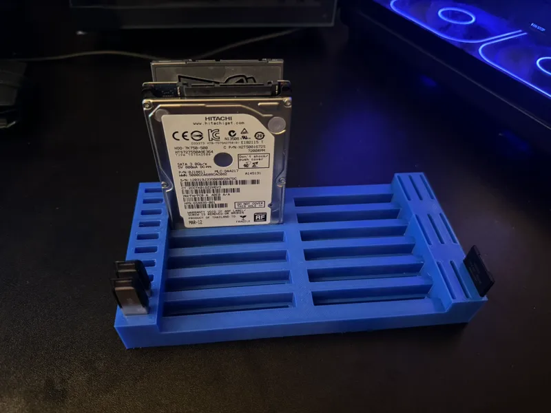 2.5" HDD/SSD + Pendrive + SD Card holder