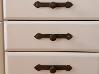 Handle for drawers and cabinets