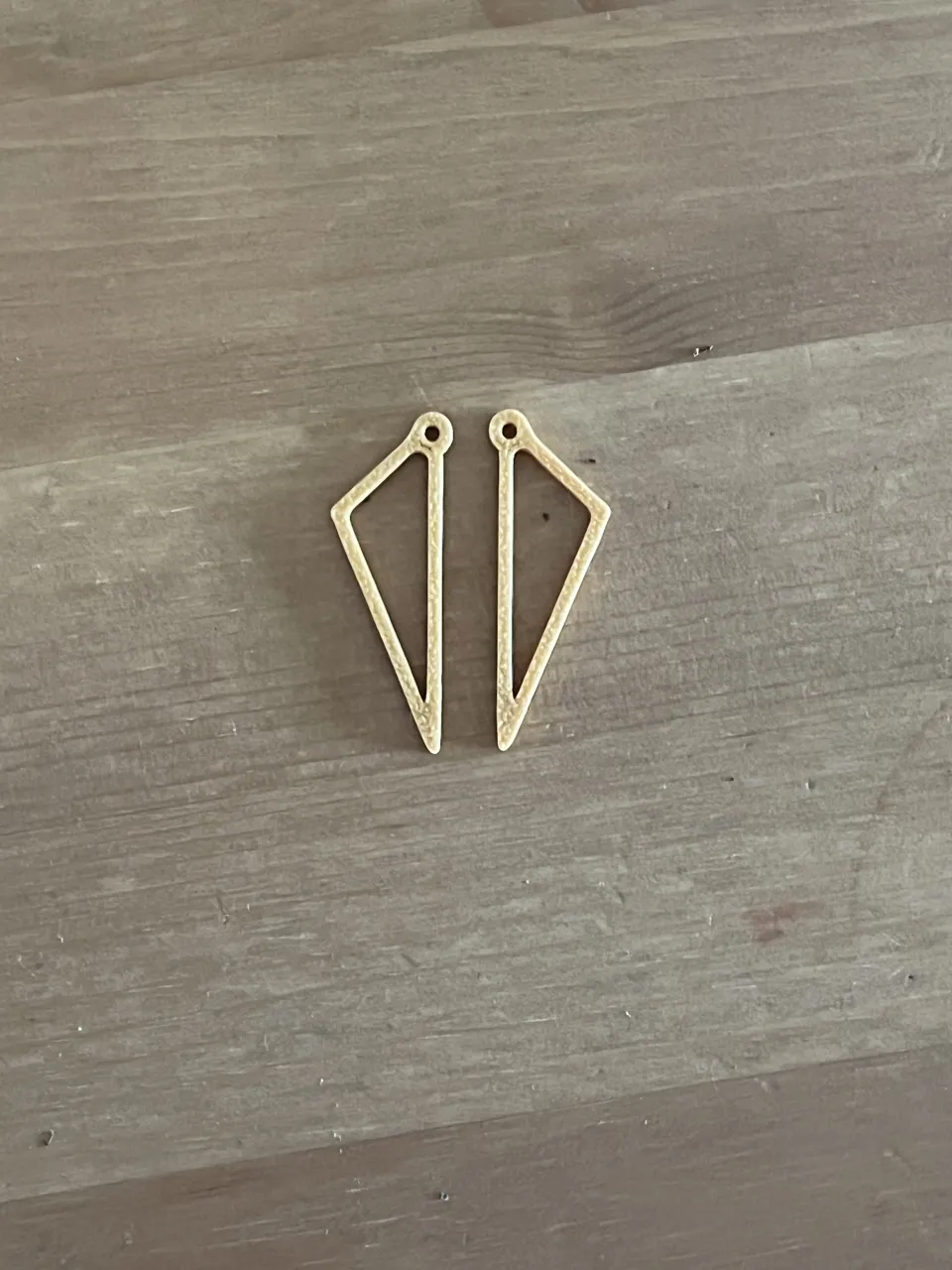 earrings view 2
