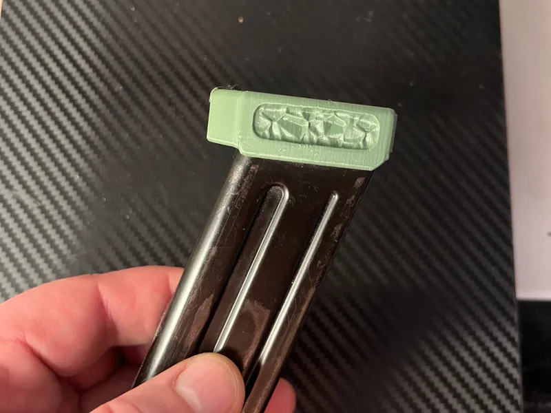 VP9(SFP9)/P30 Mag base extension with Grip texture