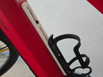 Universal Adapter for Bicycle Bottle Cages