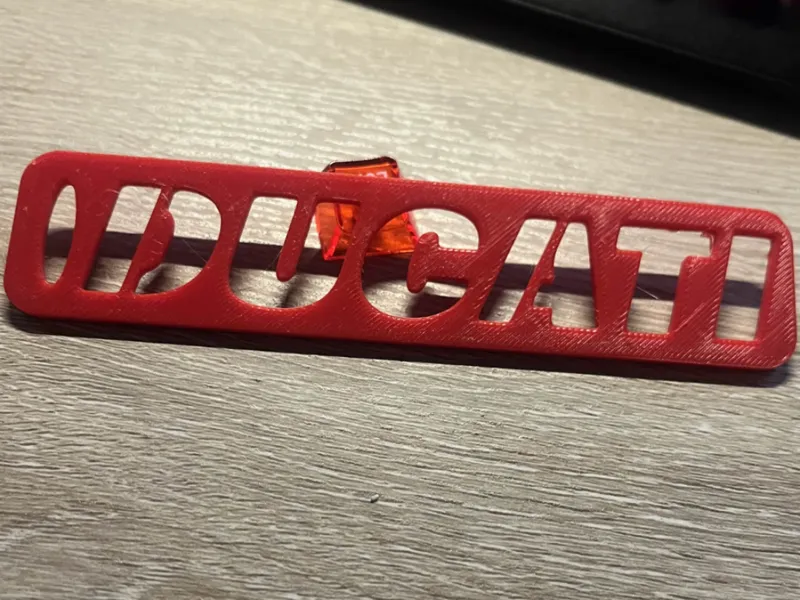 Ducati keychain no AMS 