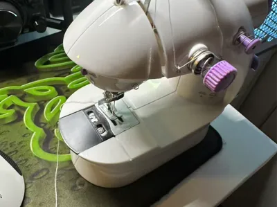 mini sewing machine bobbin cover plate