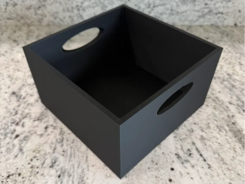Sturdy Tote w/handles