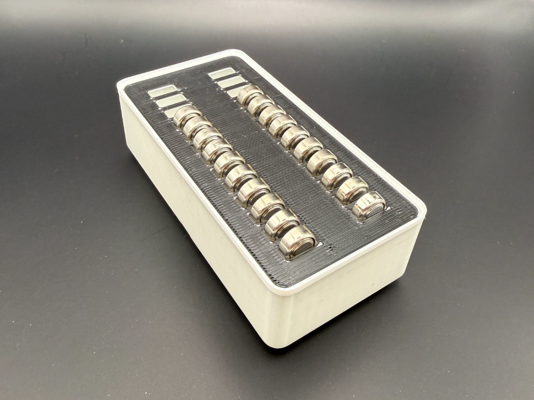 Gridfinity Bin 1x2 – LR41 Battery Holder